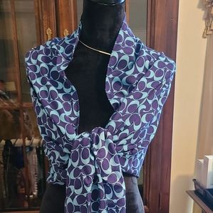 Coach rectangle scarf